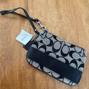 NWT Coach Signature Stripe Wristlet